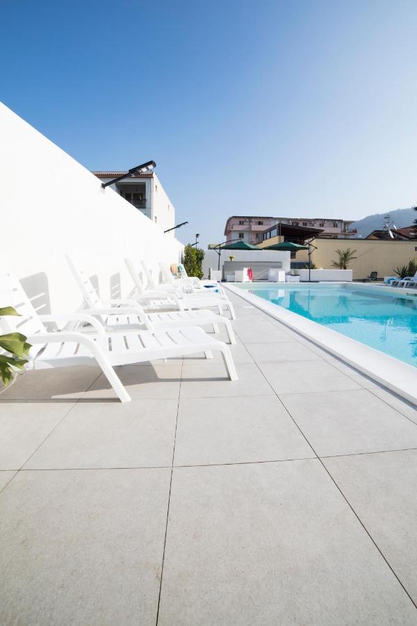 Villa Concettina Capo dʼOrlando Exterior foto